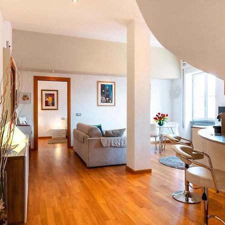 Luxury Flat In Town - Lucca City Center Eksteriør bilde