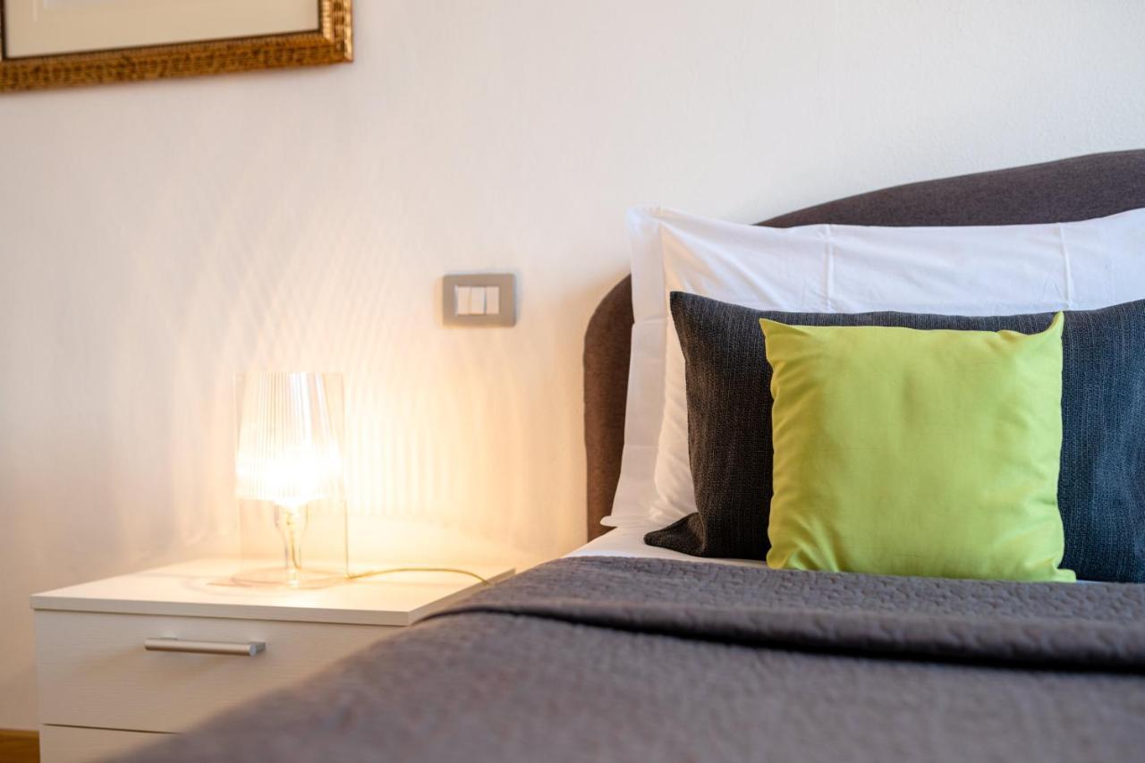 Luxury Flat In Town - Lucca City Center Eksteriør bilde